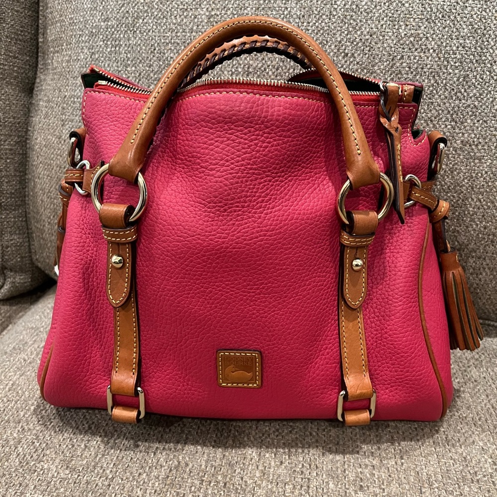 Dooney & Bourke PINK medium satchel. Pebbled grain leather.